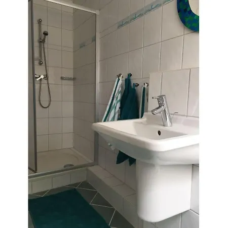 Gelbes Haus - Ostseeurlaub Bei Freunden *