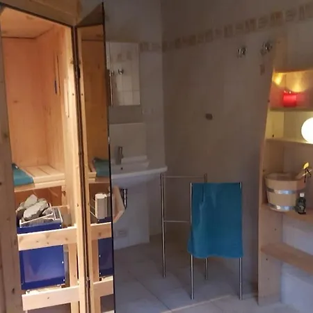 Gelbes Haus - Ostseeurlaub Bei Freunden Pruchten