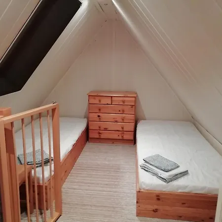 Gelbes Haus - Ostseeurlaub Bei Freunden Pruchten