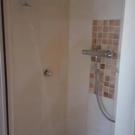 Gelbes Haus - Ostseeurlaub Bei Freunden *